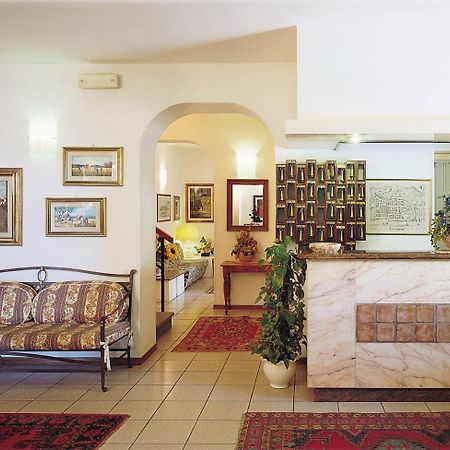 Hotel Angela Fano Ngoại thất bức ảnh