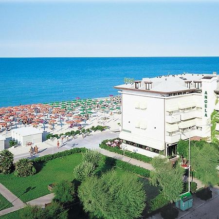 Hotel Angela Fano Ngoại thất bức ảnh